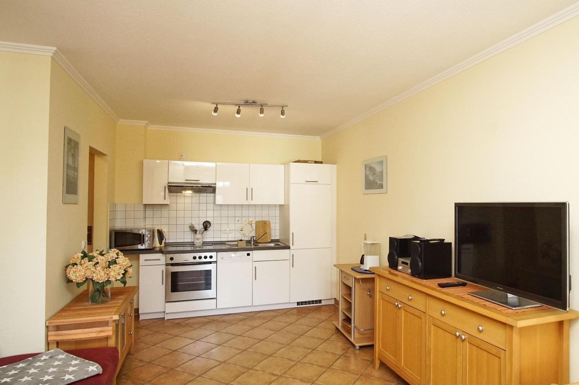 Villa Laetitia Fewo 16 - Strandnah, Balkon Binz Exteriör bild